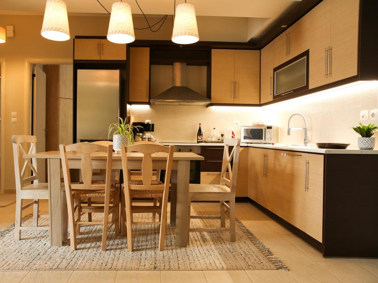 Beach House In Itea-Delphi Экстерьер фото