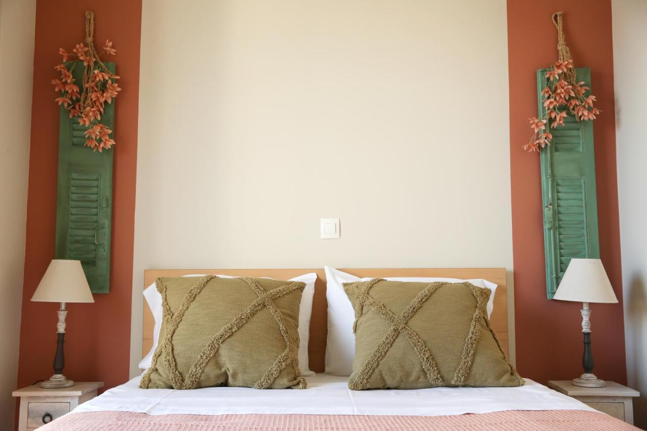 Beach House In Itea-Delphi Экстерьер фото
