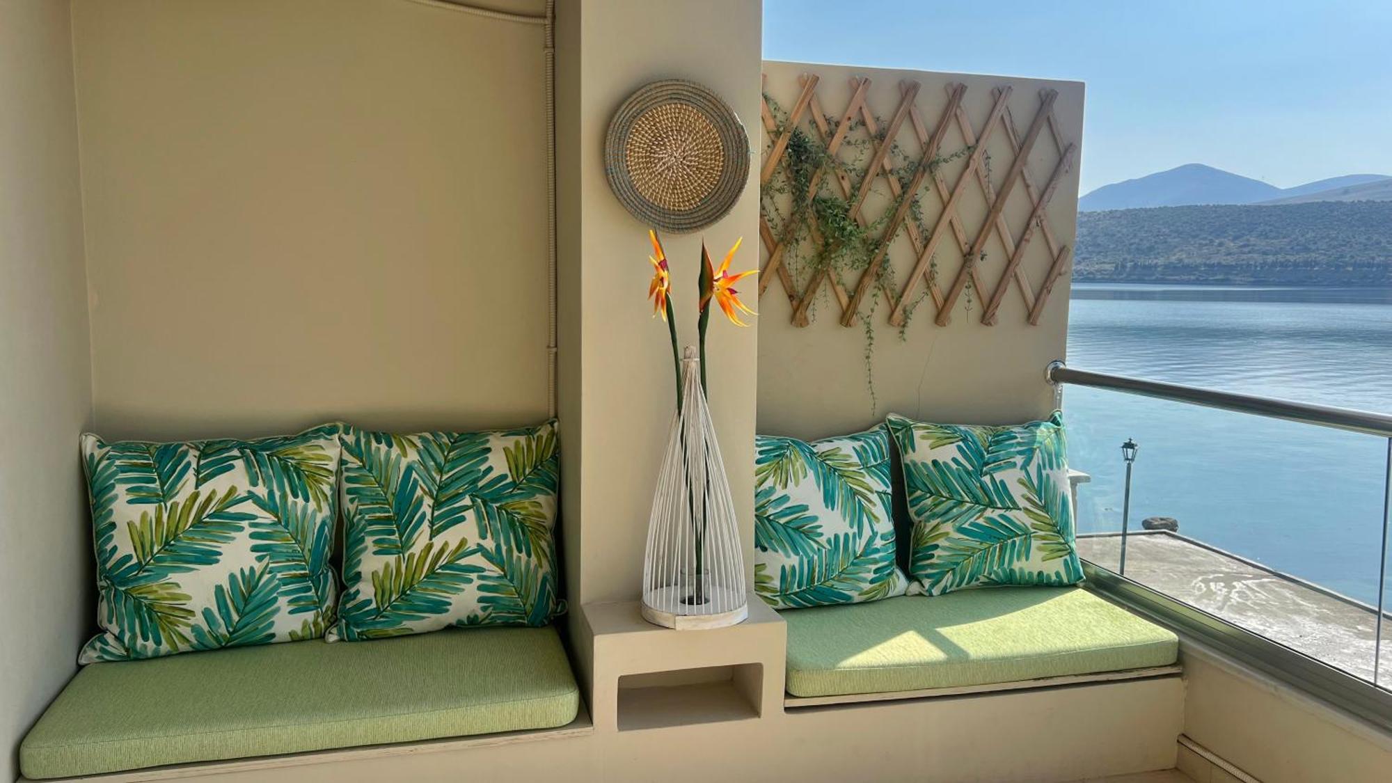 Beach House In Itea-Delphi Экстерьер фото