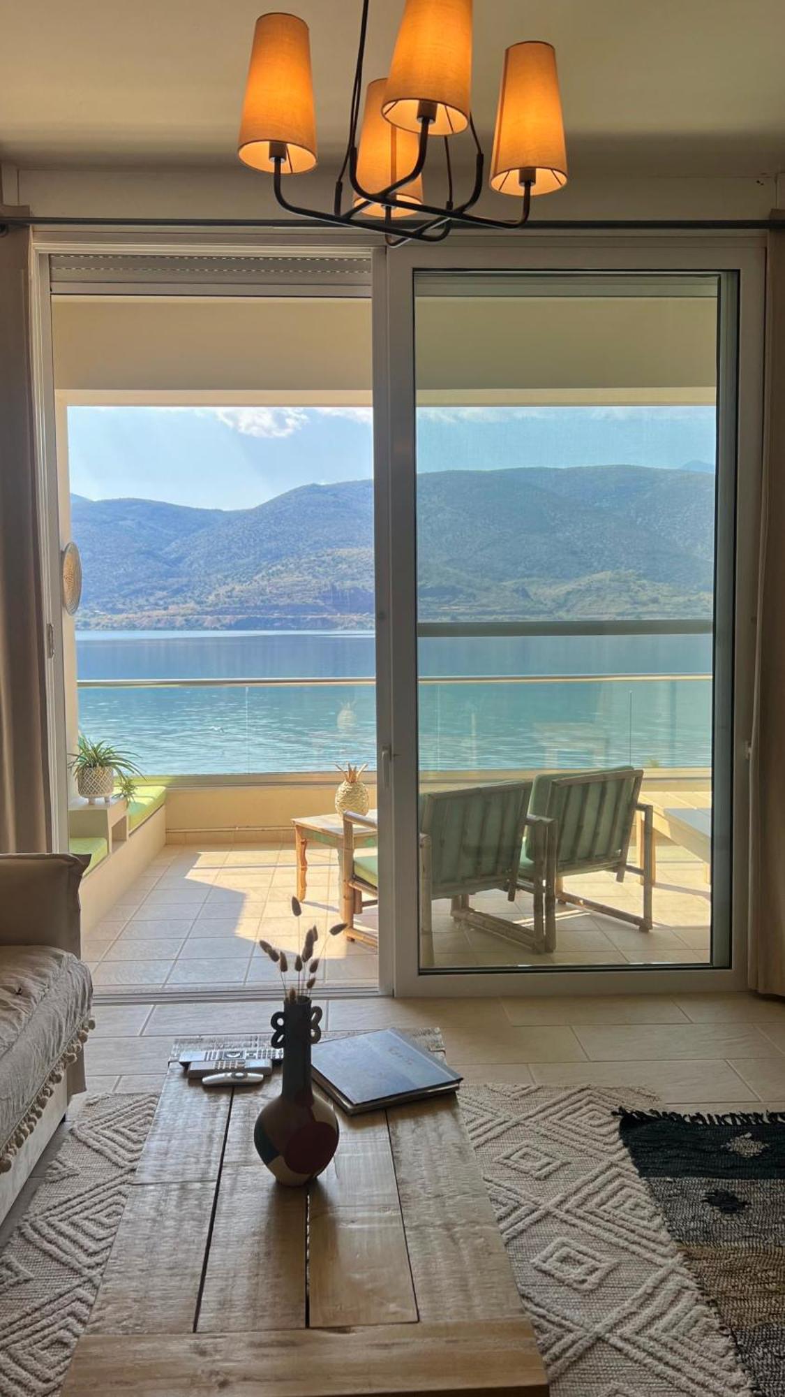 Beach House In Itea-Delphi Экстерьер фото